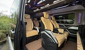 Thuê xe limousine dcar đi sân Golf Sky Lake